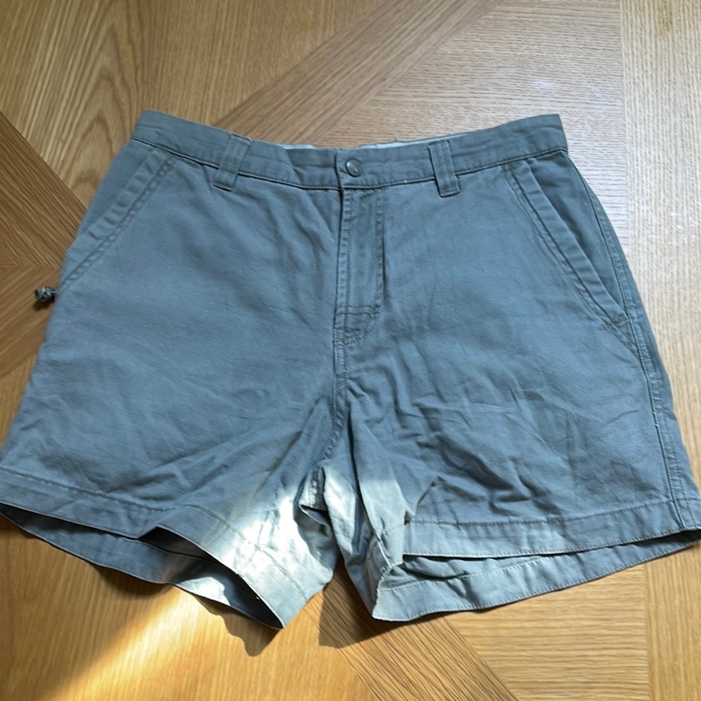 Columbia vintage hiking shorts khaki